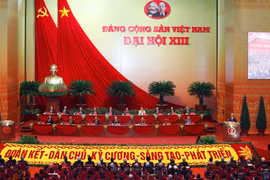 Đoàn Chủ tịch điều hành Đại hội. (Ảnh: TTXVN)