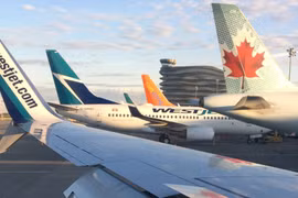 Mexico kêu gọi Canada dỡ bỏ hạn chế với các hãng hàng không