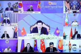 Phó Thủ tướng, Bộ trưởng Ngoại giao Phạm Bình Minh phát biểu tại Diễn đàn Khu vực ASEAN lần thứ 27. (Ảnh: Lâm Khánh/TTXVN)