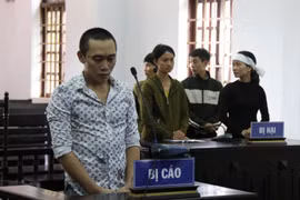 [Video] Phạt tù đối tượng lừa tiền gia đình nạn nhân sạt lở Rào Trăng