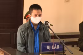 Bị cáo Trần Văn Mạnh tại phiên tòa. (Ảnh: TTXVN phát)