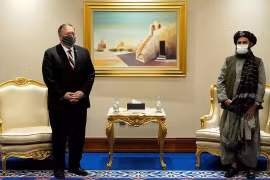 Ngoại trưởng Mỹ gặp đại diện chính phủ Afghanistan và Taliban