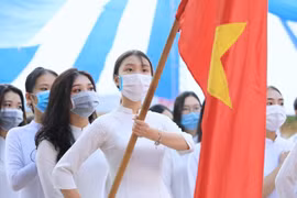 [Photo] Học sinh cả nước náo nức trong ngày hội khai trường