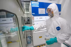 Bên trong các phòng Lab nghiên cứu của Nhà máy VinSmart sẵn sàng thiết bị hiện đại để nghiên cứu, sản xuất các thiết bị y tế. (Ảnh nguồn: Vingroup) 