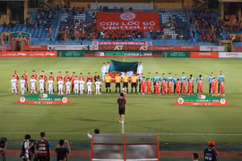 V-league 2022 đang trở nên hấp dẫn và khó lường. (Ảnh: VPF) 