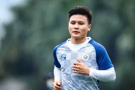 [Photo] Quang Hải tập luyện trước tin đồn sớm chia tay Hà Nội FC