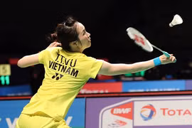 Vũ Thị Trang xuất sắc vượt qua tay vợt Aya Ohori, người Nhật Bản ở tứ kết Giải cầu lông Quốc tế Việt Nam mở rộng 2022. (Ảnh: BWF) 