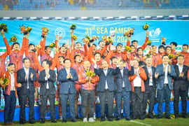 Huấn luyện viên Park Hang-seo tạo nên lịch sử với tấm huy chương vàng SEA Games 31 trên sân nhà. (Ảnh: PV/Vietnam+)