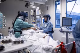 Người mắc COVID-19 có nguy cơ phát triển các cục máu đông