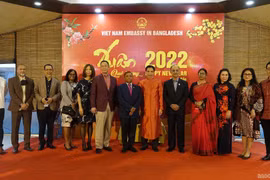Quan chức Bangladesh ấn tượng về Tết Nguyên Đán của người Việt Nam