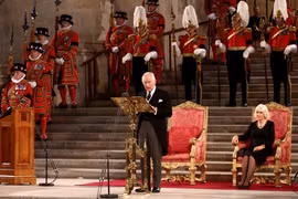 Vua Charles III lần đầu tiên phát biểu trước Quốc hội Anh