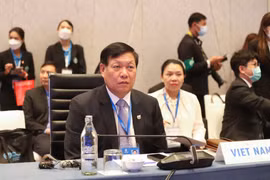 Việt Nam chia sẻ kinh nghiệm cân bằng giữa y tế và kinh tế
