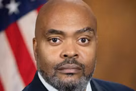 Mỹ xử lý các đối tượng gây thất thoát hàng tỷ USD quỹ hỗ trợ COVID-19