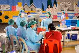 Thái Lan dỡ bỏ tình trạng khẩn cấp phòng ngừa dịch COVID-19
