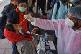 Sự "biến hình" khó lường khi virus SARS-CoV-2 tái tổ hợp