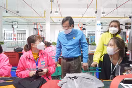Nghệ An: 4.500 công nhân tại Công ty Viet Glory đã đi làm trở lại