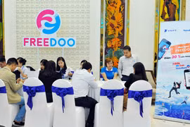 Khách hàng giao dịch thanh toán qua QR Pay. (Nguồn: VietinBank)