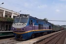 Đoàn tàu của Tổng công ty Đường sắt Việt Nam. (Ảnh: Việt Hùng/Vietnam+)