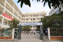 Trường THPT Chuyên Khoa học Tự nhiên. (Ảnh: Thanh Tùng/TTXVN) 