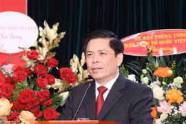 Bí thư Đảng ủy Khối các cơ quan Trung ương Nguyễn Văn Thể phát biểu tại hội nghị. (Ảnh: Phương Hoa/TTXVN)