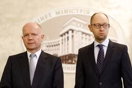 Anh cáo buộc Nga ngầm phá hoại bầu cử tổng thống Ukraine