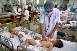 Bộ Y tế lập 8 đoàn kiểm tra công tác phòng chống dịch bệnh 