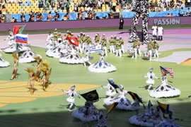 Lễ bế mạc World Cup diễn ra giản dị nhưng đậm màu sắc Samba 