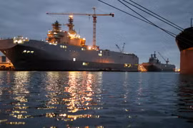 Le Figaro: Pháp xem xét đánh đắm các Mistral đóng cho Nga