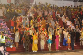 [Photo] Singapore rực rỡ sắc màu trong lễ hội Chingay Parade 