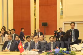 Thứ trưởng Lê Hoài Trung, Trưởng SOM Việt Nam tại các hội nghị. (Ảnh: Kim Dung-Chí Giáp/Vietnam+)