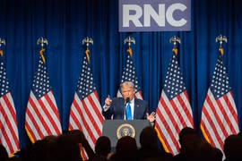 Tổng thống Mỹ Donald Trump phát biểu tại Đại hội Toàn quốc đảng Cộng hòa ở thành phố Charlotte, Bắc Carolina, Mỹ, ngày 24/8/2020. (Ảnh: AFP/TTXVN)
