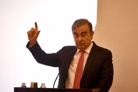 Cựu Chủ tịch hãng ô tô Nissan Carlos Ghosn trong cuộc họp báo công khai đầu tiên kể từ khi rời khỏi Nhật Bản, tại Beirut, Liban ngày 8/1/2020. (Ảnh: THX/TTXVN)