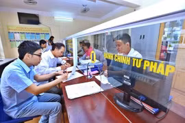 Việt Nam có nhiều chính sách thu hút tuyển dụng cán bộ trẻ có năng lực. (Ảnh minh họa: Minh Quyết/TTXVN)