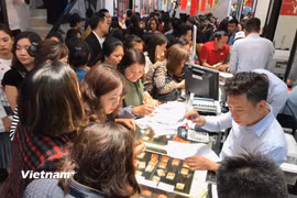 Một điểm giao dịch vàng tại Hà Nội. (Ảnh: Đức Duy/Vietnam+)