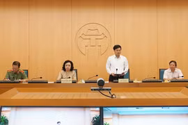 Phó Chủ tịch Ủy ban nhân dân thành phố Hà Nôi Ngô Văn Quý phát biểu tại cuộc họp Ban chỉ đạo phòng chống dịch bệnh COVID-19 ngày 15/9. (Ảnh: Vietnam+)