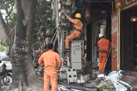 Dự kiến tiêu thụ điện mùa khô 2020 thấp hơn 2,46 tỷ kWh so với kế hoạch. (Ảnh: PV/Vietnam+)