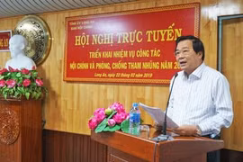 Bí thư Tỉnh ủy Long An Phạm Văn Rạnh phát biểu chỉ đạo tại hội nghị trực tuyến tổng kết công tác nội chính và phòng chống tham nhũng năm 2018, triển khai nhiệm vụ năm 2019. (Nguồn: Báo Long An online)