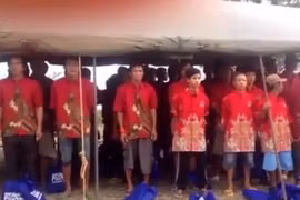 Indonesia tổ chức lễ trao trả ngư dân Việt Nam trên biển.