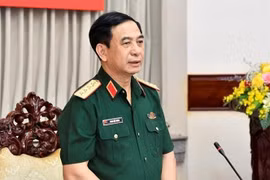 Đại tướng Phan Văn Giang, Bộ trưởng Bộ Quốc phòng phát biểu tại buổi làm việc. (Ảnh: TTXVN)