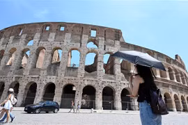 Nắng nóng gay gắt tại thủ đô Rome, Italy ngày 17/6/2022. (Ảnh: THX/TTXVN)
