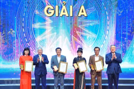 Tôn vinh 54 tác phẩm xuất sắc nhất Giải Báo chí phòng chống tham nhũng