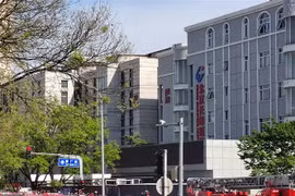 Bệnh viện Trường Phong ở thủ đô Bắc Kinh, Trung Quốc, nơi xảy ra vụ hỏa hoạn ngày 18/4/2023. (Ảnh: THX/TTXVN)