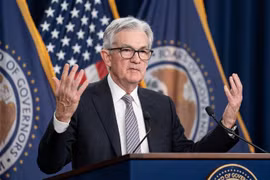 Chủ tịch Ngân hàng Dự trữ Liên bang Mỹ (Fed) Jerome Powell trong cuộc họp báo công bố quyết định tăng lãi suất của Fed, tại Washington DC., ngày 3/5/2023. (Ảnh: THX/TTXVN)