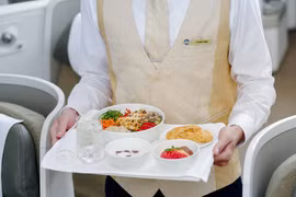 Vietnam Airlines số hóa thực đơn suất ăn, đồ uống trên các chuyến bay