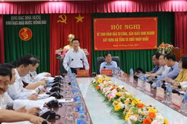  Bộ Trưởng Bộ Tài chính Hồ Đức Phớc phát biểu tại buổi làm việc. (Ảnh: Công Phong/TTXVN)