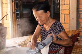 Bánh tráng phơi sương Trảng Bàng - ẩm thực nổi tiếng đất Tây Ninh