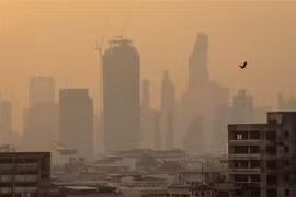Tình trạng ô nhiễm không khí tại thủ đô Bangkok, Thái Lan ngày 27/1/2023. (Ảnh: AFP/TTXVN)