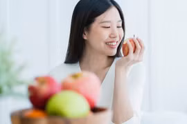 Chế độ ăn uống đôi khi có thể quyết định sức khỏe làn da của bạn. (Ảnh: iStock)