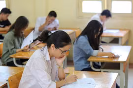 Thí sinh dự thi trung học phổ thông quốc gia. (Ảnh:TTXVN)