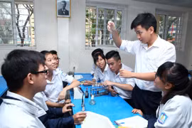 Ngành giáo dục đang đặt quyết tâm nâng chuẩn đầu vào sư phạm. (Ảnh minh họa: Quý Trung/TTXVN)
